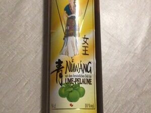 Nuewang Ume Pflaume 10% Vol. 0,5 l Fl